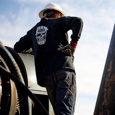 Ariat FR Roughneck Skull Logo T-Shirt